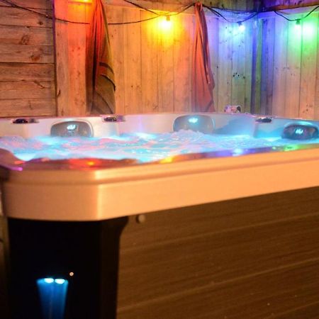 Roulotte Gites O Bien-Etre Massage Spa Sejour Bien-Etre En Hebergement Insolite Roulotte Karantez Ou En Gites Melon Ou Yock A 800 M Des Plages Maison D'Hote Drogou Porspoder Ngoại thất bức ảnh